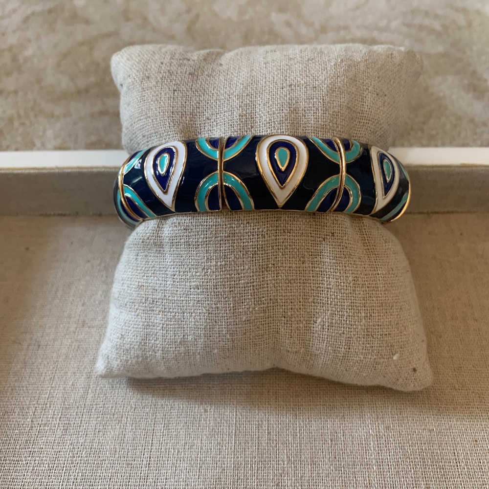 Stella and Dot Enamel Stretch Bangle